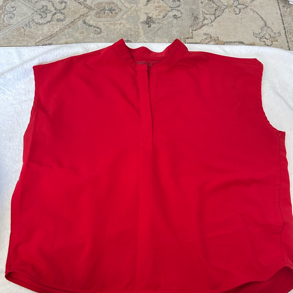 Rafaela Figs scrub top